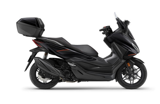 noleggio HONDA FORZA 350 lungo termine