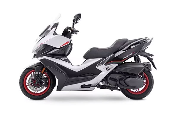 noleggio KYMCO XCITING 400 lungo termine
